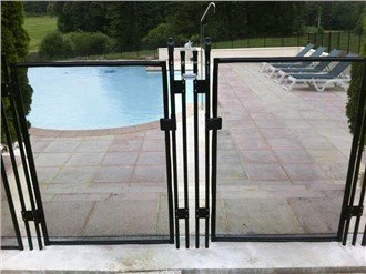 Dočasná brána bezpečnostního bazénu